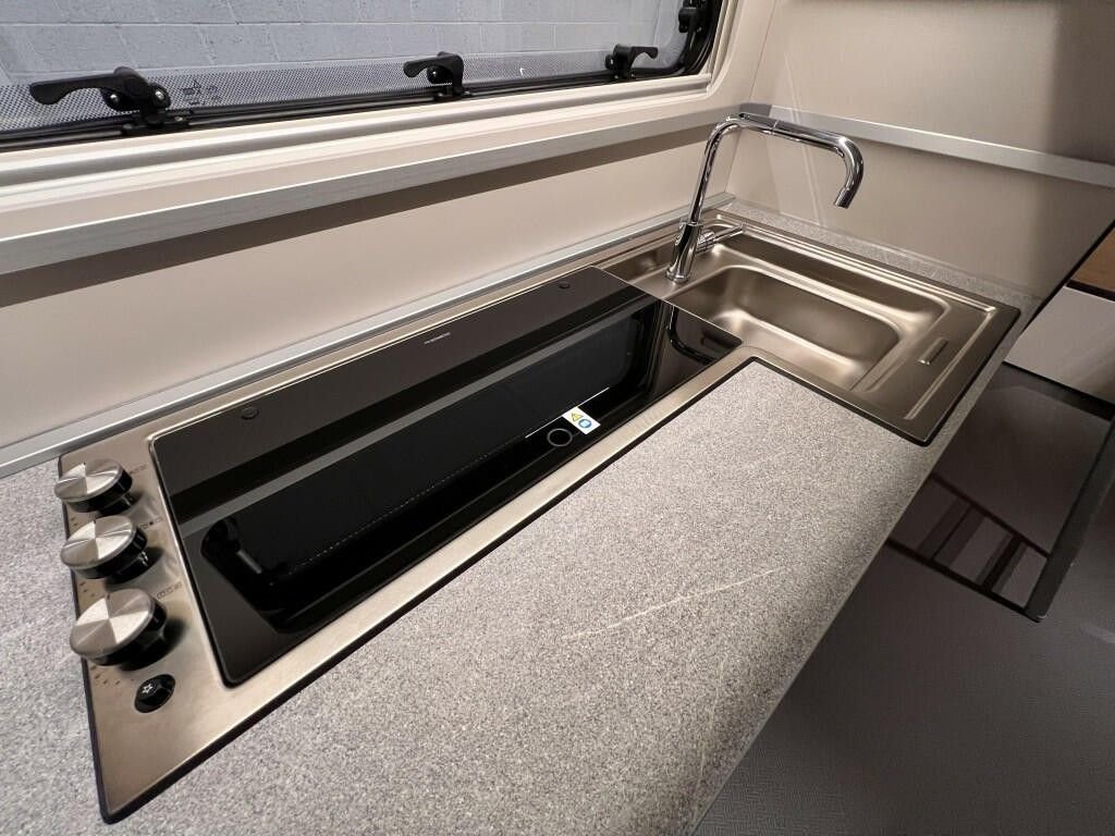 Caravane Adria Adora 593 UK – Image 12