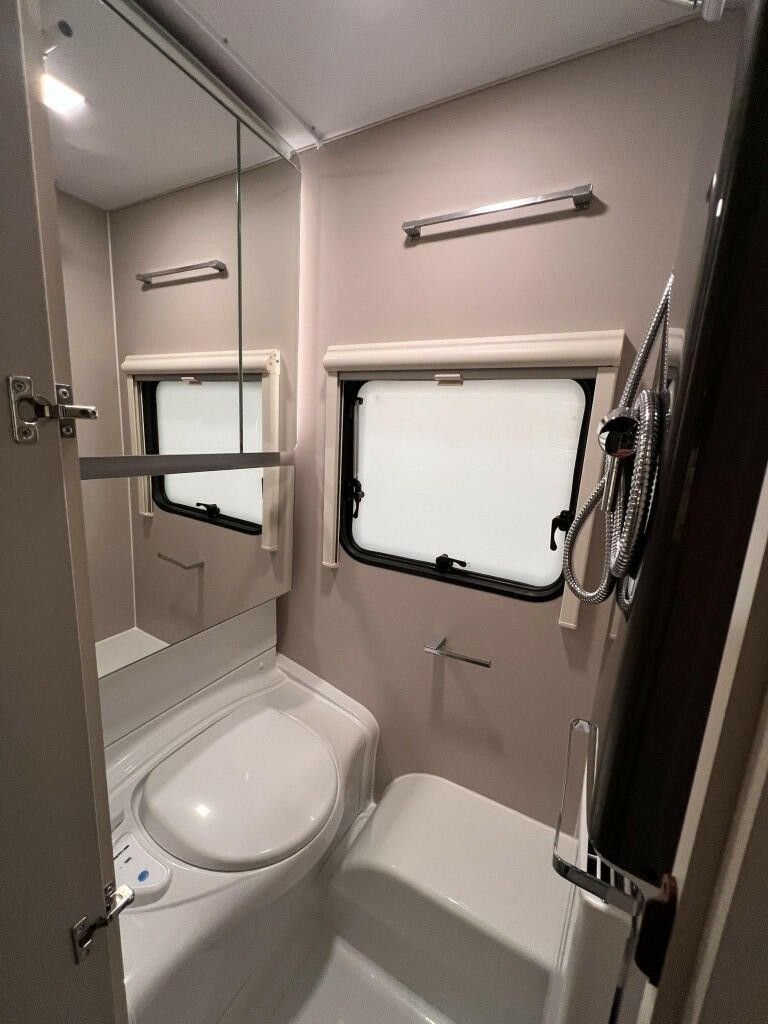 Caravane Adria Adora 593 UK – Image 7