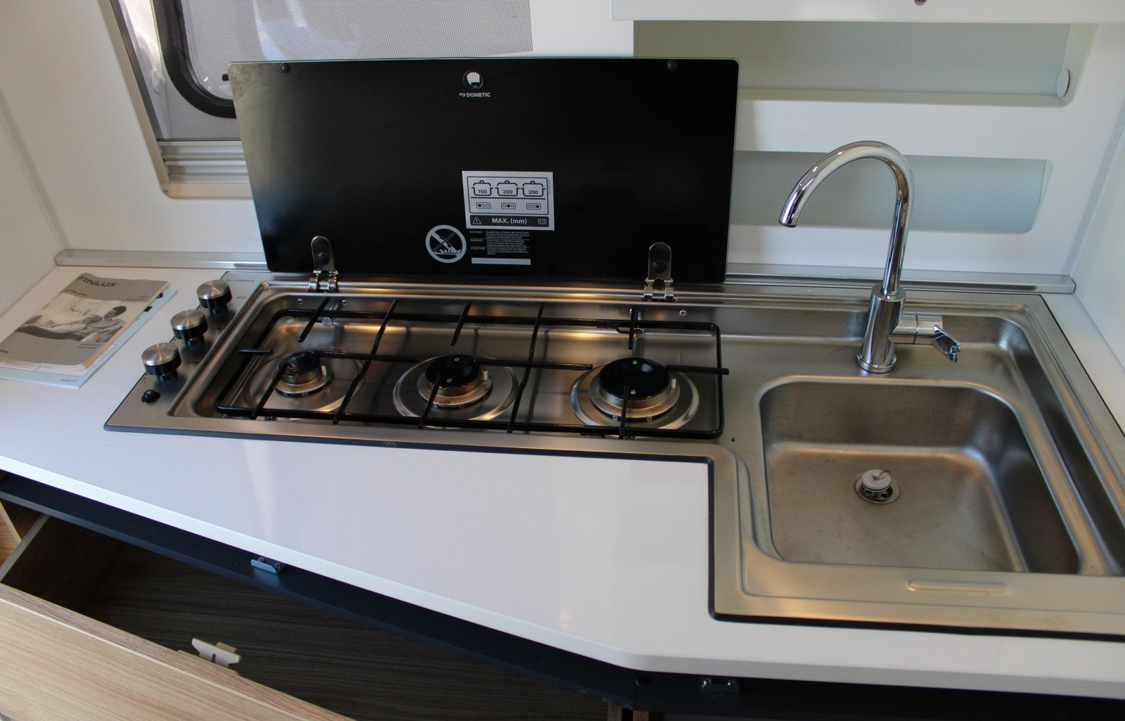 Caravane Adria Action 391 PH Easy – Image 23