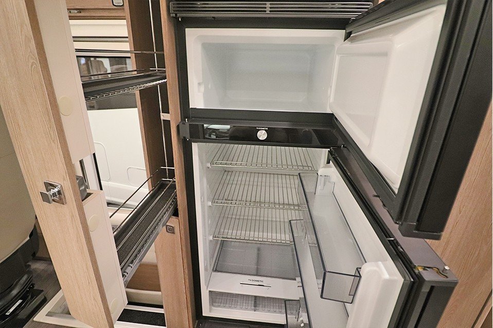 Camping Car Morelo Palace 85 L – Image 7