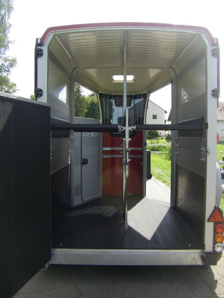 Van 2 places Ifor Williams HBX 506 – Image 7